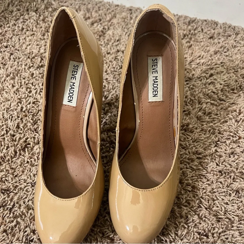 Steve Madden Women's Beige Heels